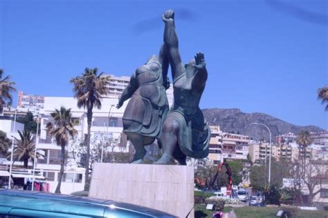 mujeres en torremolinos|CMIM Torremolinos